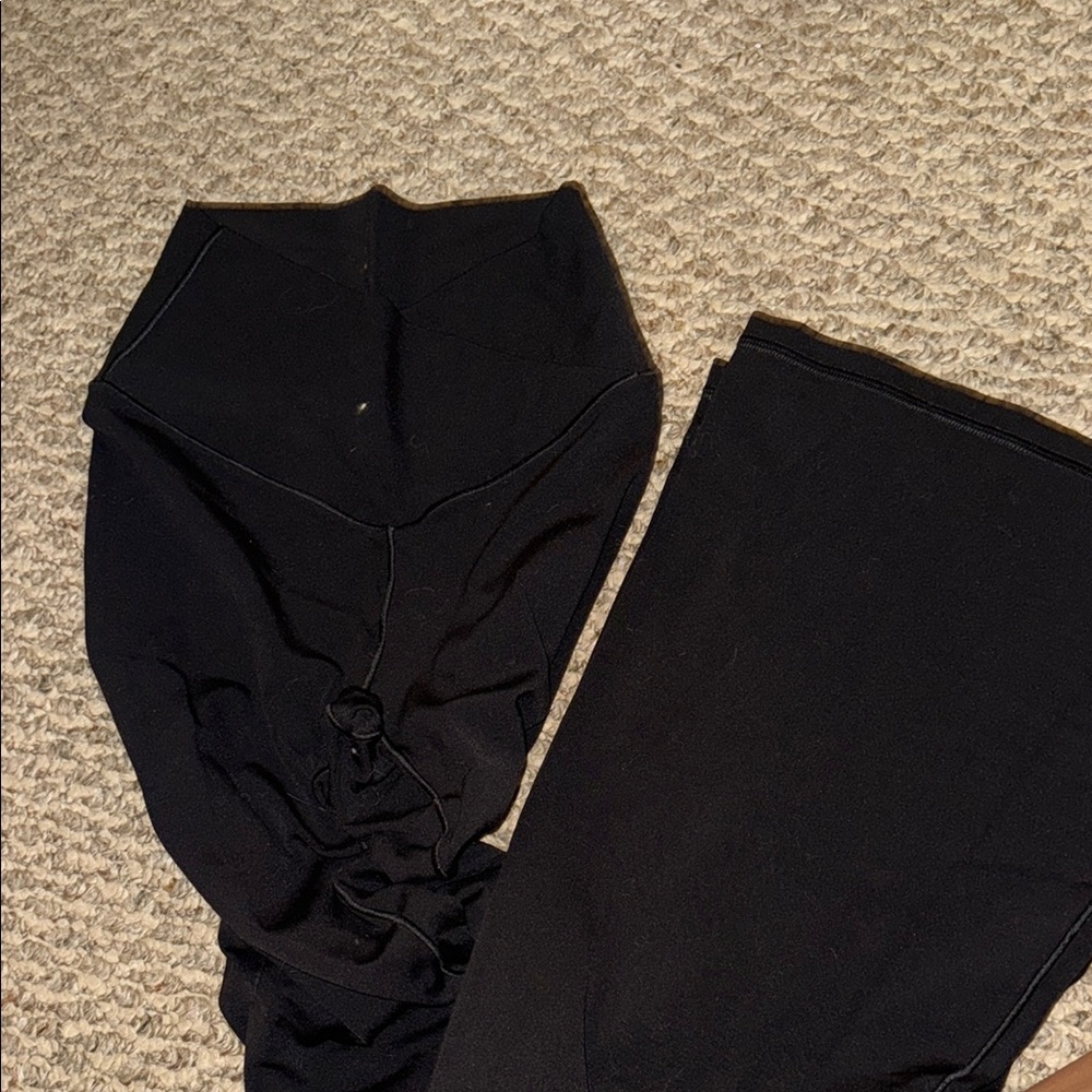 Chic Black Leggings